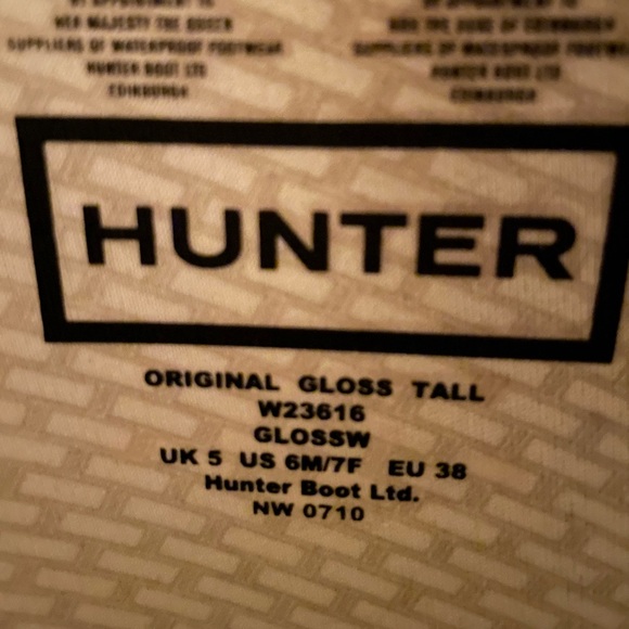 Hunter Tall Gloss Black Rain boots with Fleece Socks - Picture 6 of 6